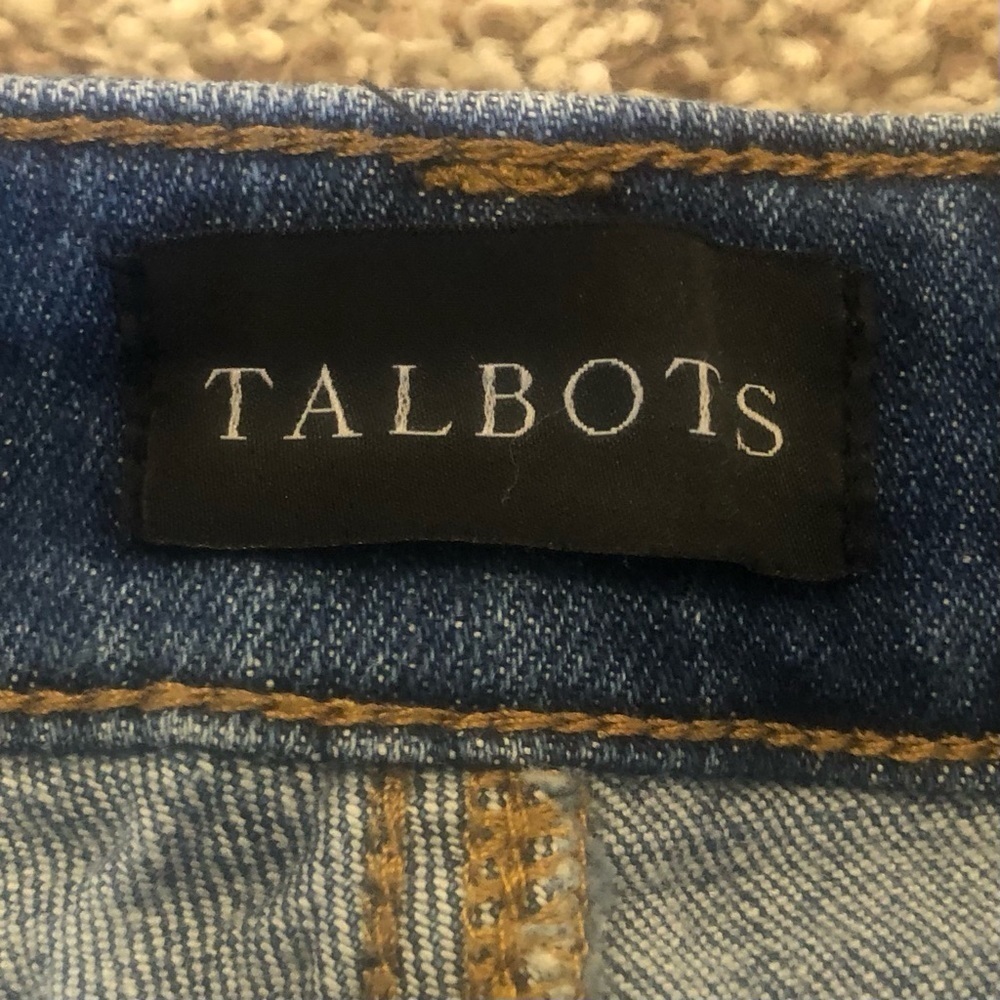 Talbots / Blue / straight leg jeans -Size 10 /Ultra-flattering - Picture 9 of 12